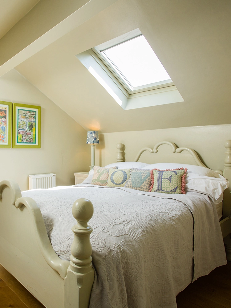 Fresh, light bedroom in Garden Lodge at Lodge Cottages, Yorkshire